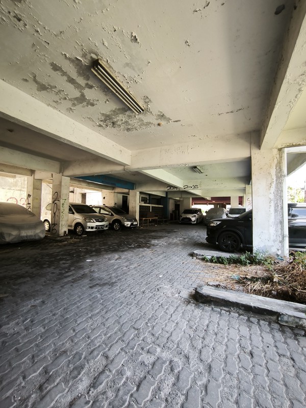 Gedung 4 Lantai di Jl. Mandala Utama, kawasan paling strategis di Jakarta Barat