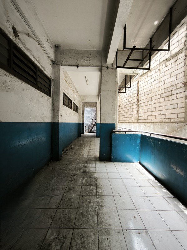 Gedung 4 Lantai di Jl. Mandala Utama, kawasan paling strategis di Jakarta Barat