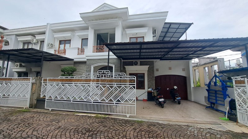 Jual/Sewa Rumah 5 Kamar Tidur Eksklusif Dalam Perum, Ngestiharjo, Kasihan, Bantul (Dekat Umy)