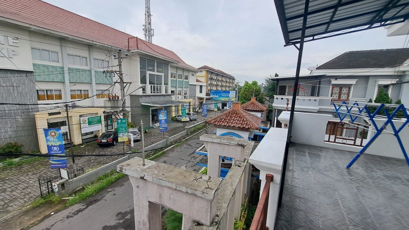 Jual/Sewa Rumah 5 Kamar Tidur Eksklusif Dalam Perum, Ngestiharjo, Kasihan, Bantul (Dekat Umy)