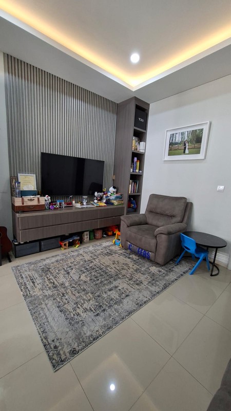 Rumah 2 Lantai Full Furnished Siap Huni dengan Hunian Nyaman dan Asri @Graha Raya Bintaro