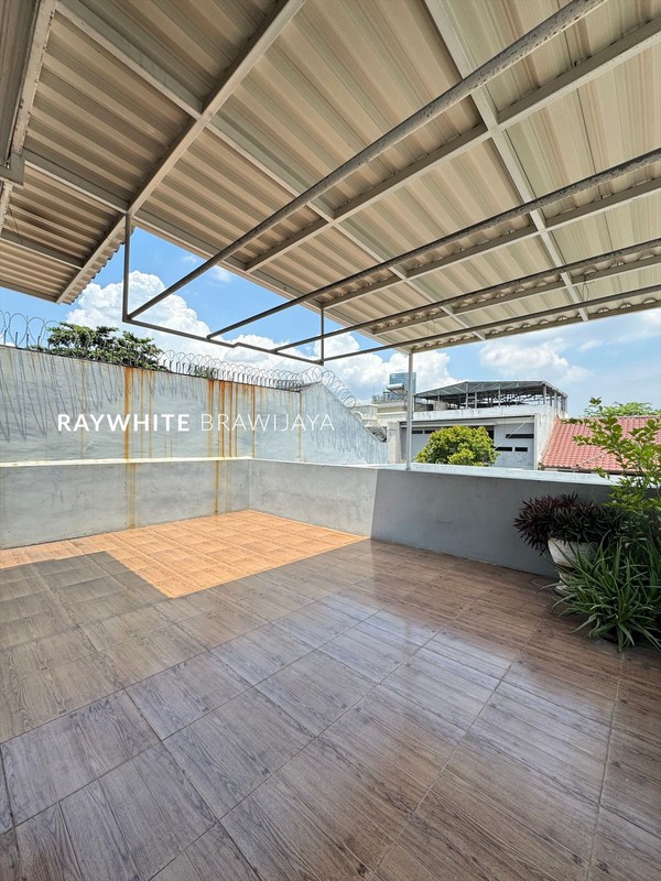 Rumah Siap Huni Lingkungan Tenang Area Bendungan Hilir