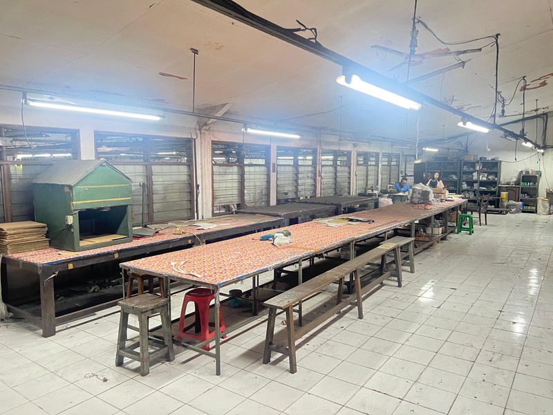 BUTUH LAKU CEPAT ! Jual Gudang Ex. Pabrik Jl. Raya Kletek Taman Sidoarjo 