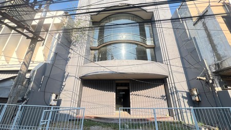 JUAL CEPAT ! RUKO PREMIUM 4 LANTAI JL. BALIWERTI SURABAYA PUSAT 