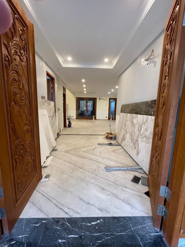 Dijual Rumah Modern Minimalis Villa Sentra Raya Citraland - Lantai Full Marmer