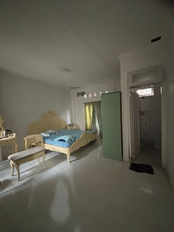 Dijual Rumah 4 Lantai Lokasi Strategis di Daerah Jombor Lor , Sinduadi - Sleman 