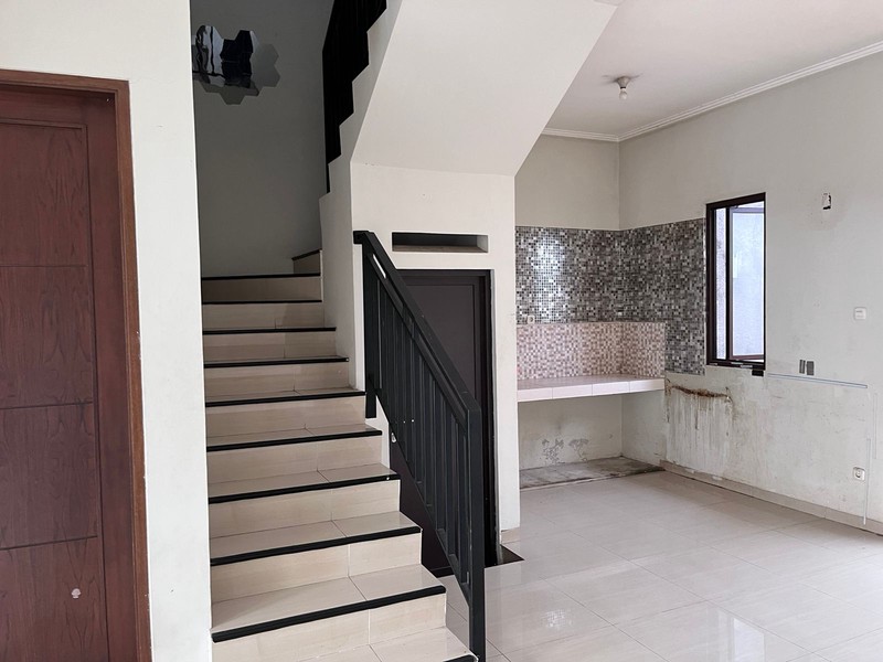 Rumah Siap Huni di Palma Residenza Cipayung Jakarta Timur