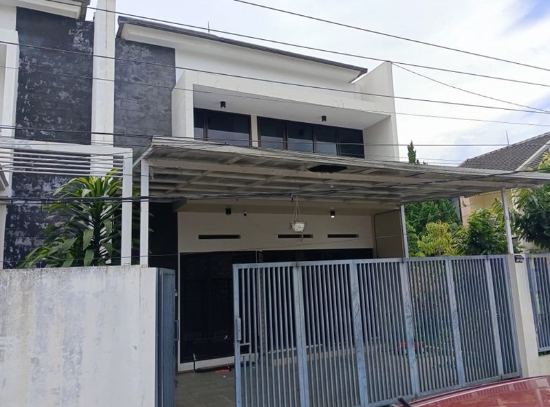 Rumah Siap huni di Sariwangi Asri lokasi strategis dekat setraduta  