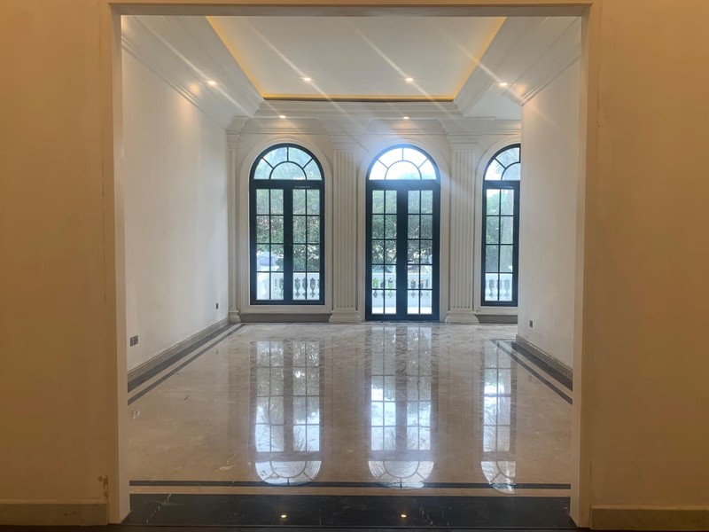 Rumah Bagus Di Jl Taman Metro Alam Pondok Indah Jakarta Selatan