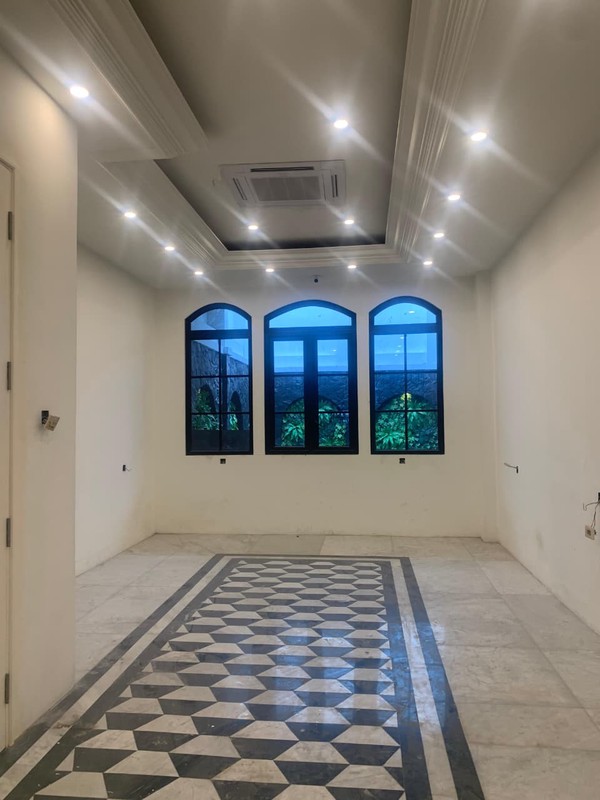 Rumah Bagus Di Jl Taman Metro Alam Pondok Indah Jakarta Selatan