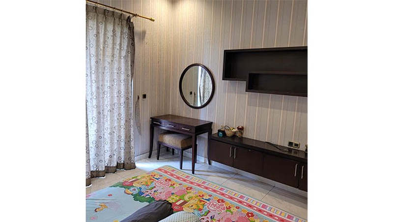 Rumah Pelangi Ungu, Kelapa Gading