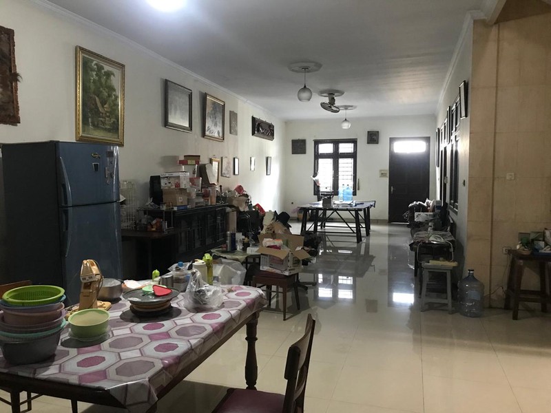 Rumah Tinggal 2 Lantai di Kebon Baru Jaksel