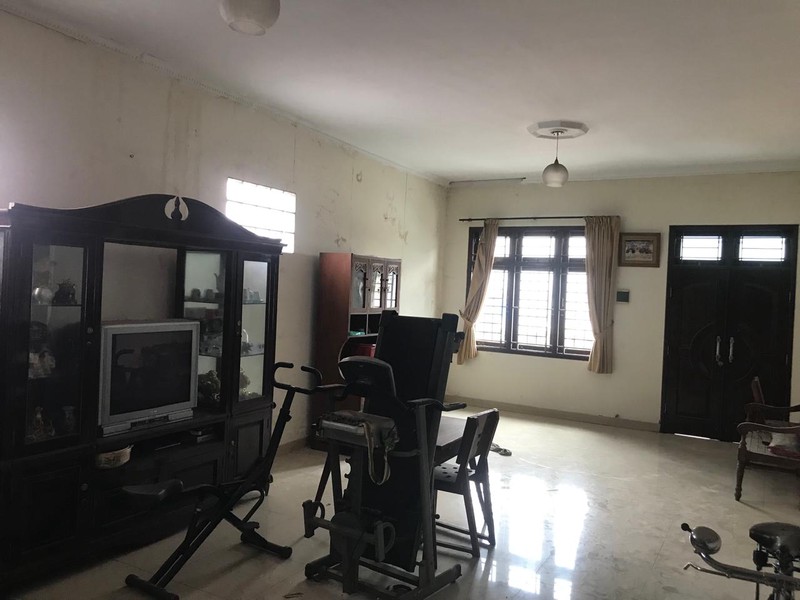 Rumah Tinggal 2 Lantai di Kebon Baru Jaksel