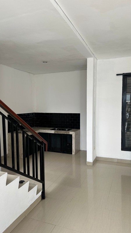 Rumah Modern Minimalis 2 Lantai di Cirendeu