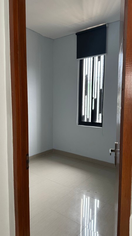 Rumah Modern Minimalis 2 Lantai di Cirendeu