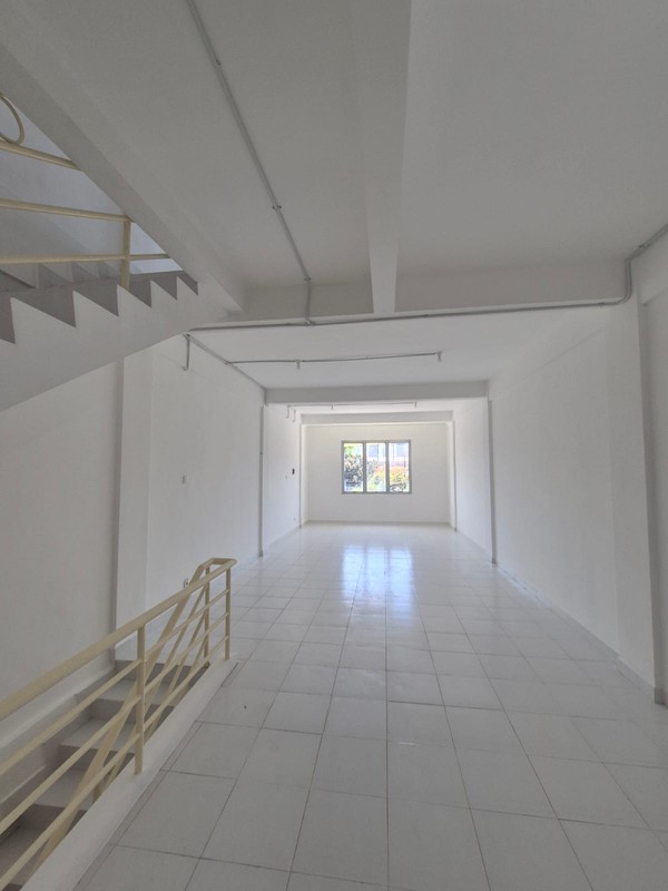 DISEWAKAN RUKO 3 LANTAI JALAN PASAR KEMBANG SURABAYA PUSAT