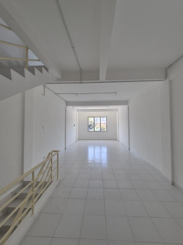 DISEWAKAN RUKO 3 LANTAI JALAN PASAR KEMBANG SURABAYA PUSAT