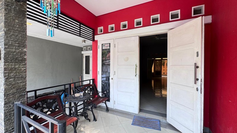 Cinere bukit cinere raya rumah 1 lantai dalam komplek dekat tol brigif