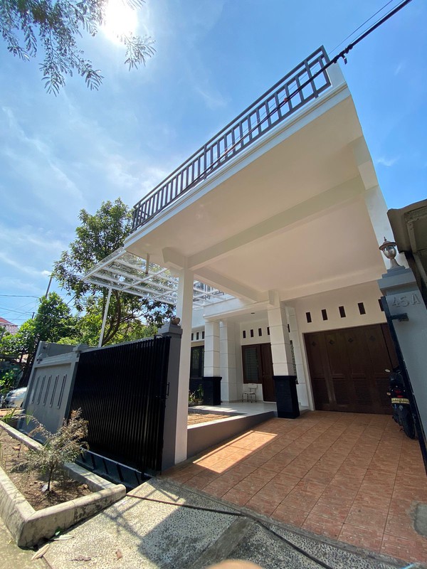 Rumah Siap Huni Full Renov di Cinere - Dekat Tol & Pusat Lifestyle