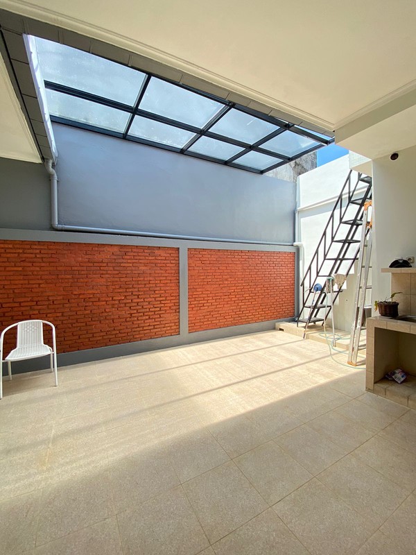 Rumah Siap Huni Full Renov di Cinere - Dekat Tol & Pusat Lifestyle