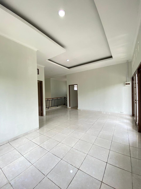 Rumah Siap Huni Full Renov di Cinere - Dekat Tol & Pusat Lifestyle