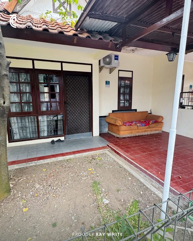 Jual Rumah Murah Wiyung Surabaya Barat Rumah Siap Huni Dekat Tol Gunungsari & Satelit, Dekat Pakuwon Mall Surabaya, Dekat Unesa & Citraland, Dekat Sekolah Internasional ekat Sentra Wisata Kuliner Sura