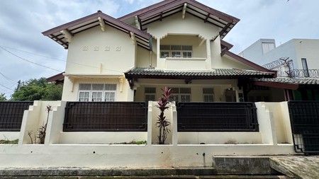 Rumah asri dijual di Bintaro,  Nyaman, strategis dan Siap Huni