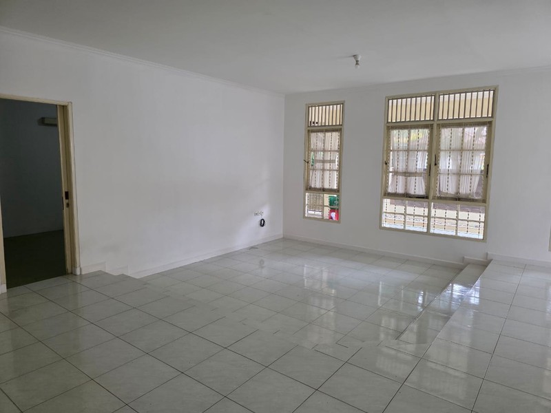 Rumah asri dijual di Bintaro,  Nyaman, strategis dan Siap Huni