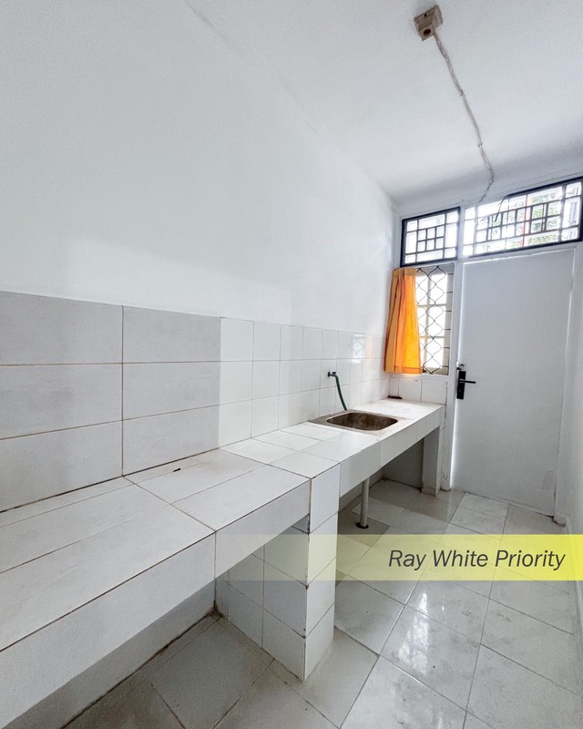 RUMAH CLASSIC SIAP HUNI DI BINTARO JAYA SEKTOR 9, TANGERANG SELATAN