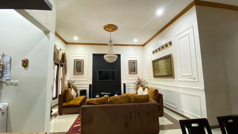 Rumah Dijual Strategis di Jl Sukabumi Utara Kebon Jeruk Jakarta