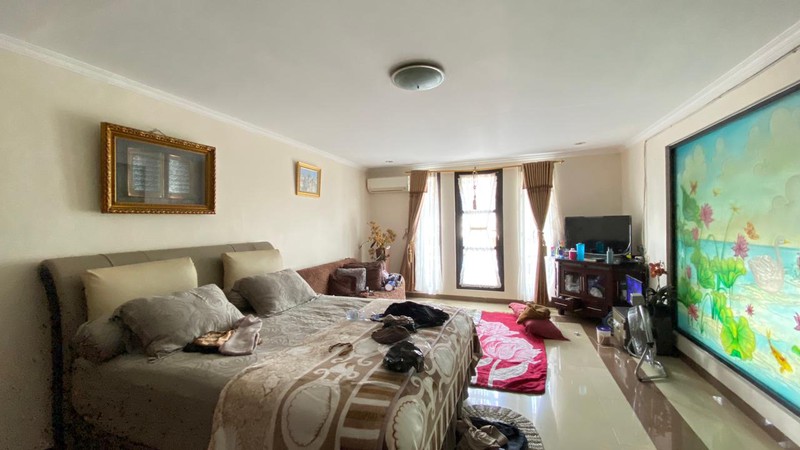 Rumah Dijual Strategis di Jl Sukabumi Utara Kebon Jeruk Jakarta