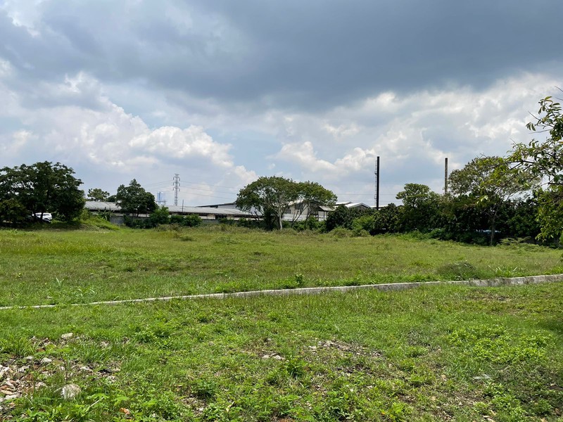 Dijual Tanah Lokasi Strategis di Jl. Soekarno Hatta, Cibiru - Bandung!