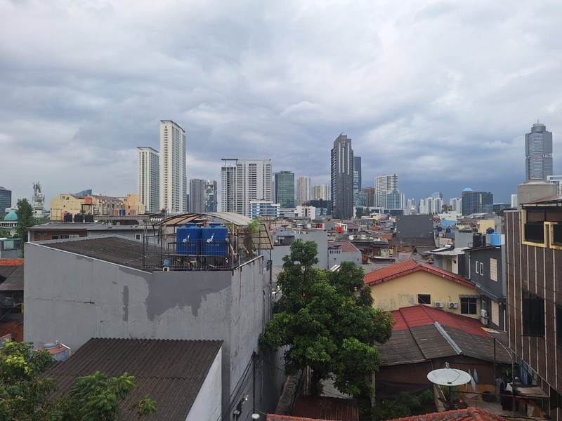 Rumah Kosan aktif menguntungkan dengan 70 kamar, 3,5 Lantai, SHM, di area Karet Belakang, Setiabudi, Jakarta Selatan