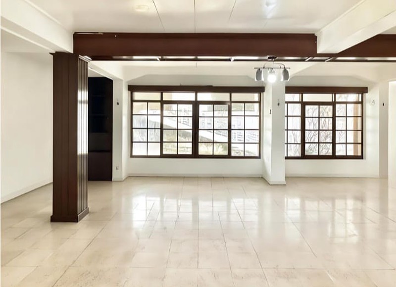 Dijual Rumah Lokasi Elie Di Daksa Kebayoran Baru Strategis Dan Nyaman Untuk Hunian.