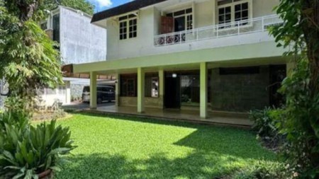 Dijual Rumah Lokasi Elie Di Daksa Kebayoran Baru Strategis Dan Nyaman Untuk Hunian.