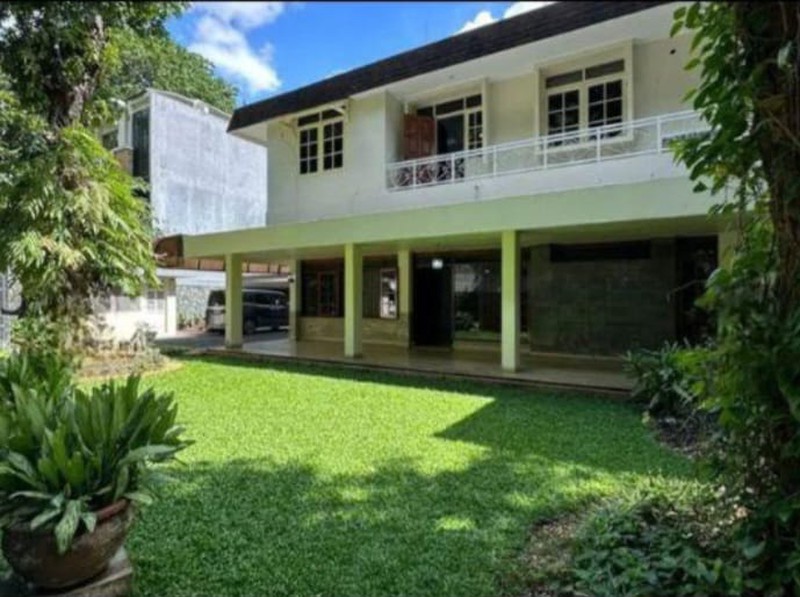 Dijual Rumah Lokasi Elie Di Daksa Kebayoran Baru Strategis Dan Nyaman Untuk Hunian.