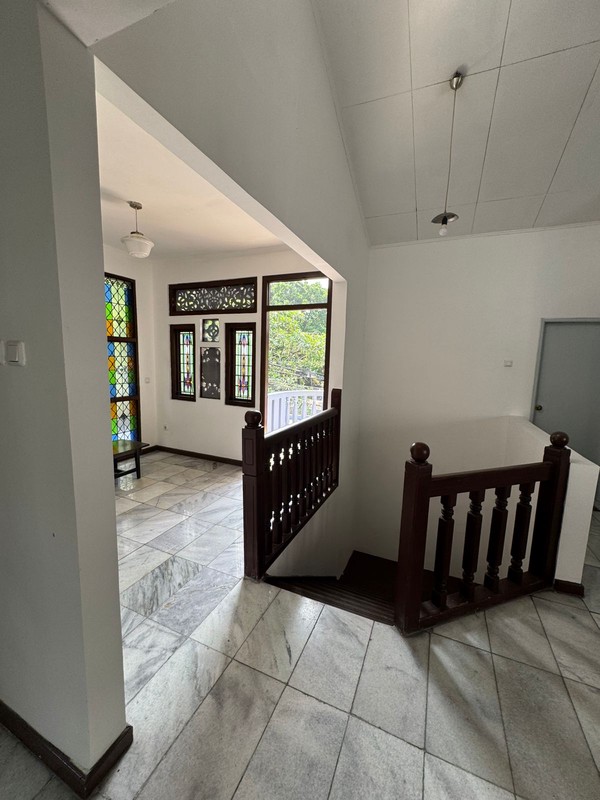 Rumah Bagus Di Cut Nyak Dien Bintaro Jaya Sektor 6