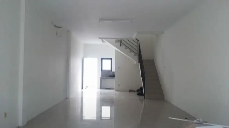 Ruko Siap Pakai Di Jl Terusan Buah Batu Bandung Jawa Barat