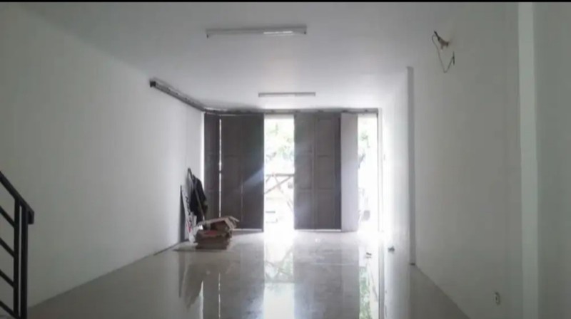Ruko Siap Pakai Di Jl Terusan Buah Batu Bandung Jawa Barat