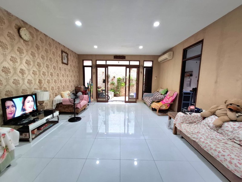 Rumah Pelangi Jingga, Kelapa Gading