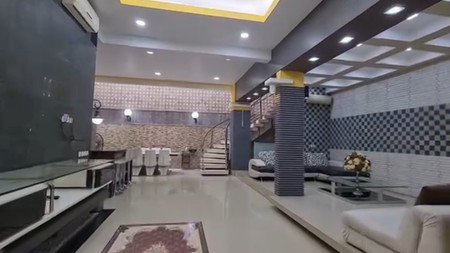 Rumah Royal Gading Mansion, Kelapa Gading 