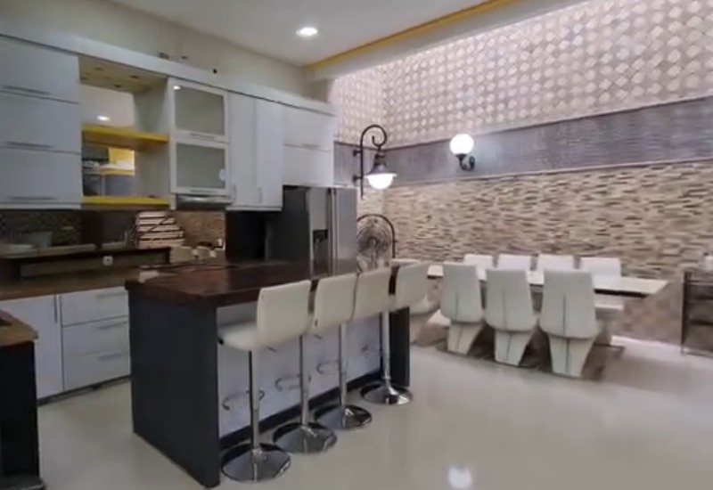 Rumah Royal Gading Mansion, Kelapa Gading 