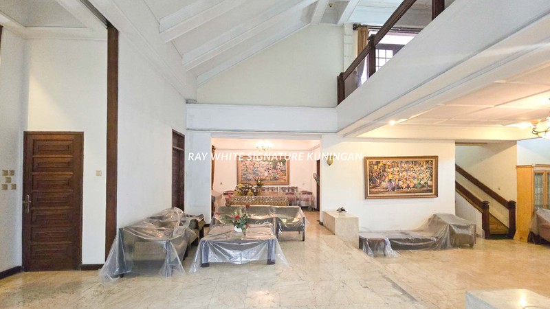 Rumah Siap Huni Lokasi Elit di Jalan Tegal Menteng Jakarta Pusat