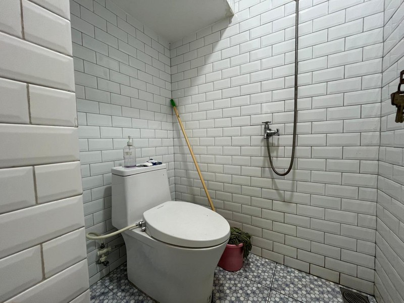 Rumah 2 Lantai Lingkungan Aman dan Nyaman Dengan Fasum Swimpool di Gandul