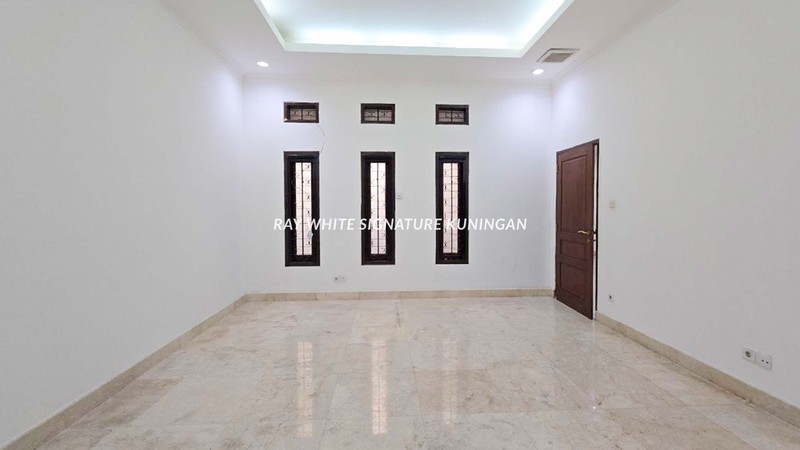 Disewakan Rumah Siap Huni Di Menteng Jakarta Pusat 