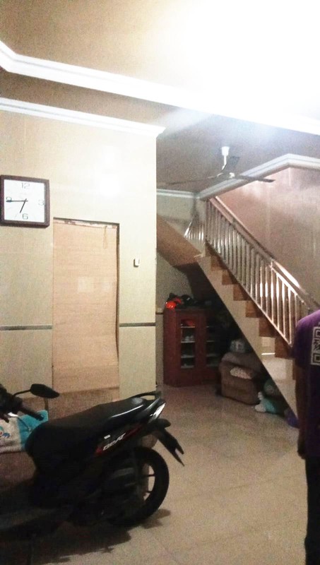 Rumah 3 Lantai, Lokasi Strategis dekat Kampus UIN di Ciputat