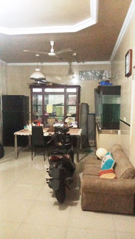 Rumah 3 Lantai, Lokasi Strategis dekat Kampus UIN di Ciputat