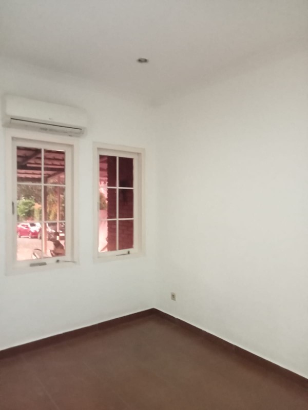 Rumah Bagus,dalam cluster di Bintaro Jaya 9