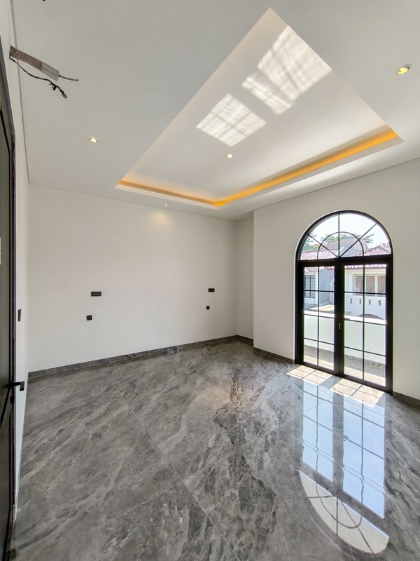 Rumah Mewah ,Ada kolam renang di Bintaro Jaya 9