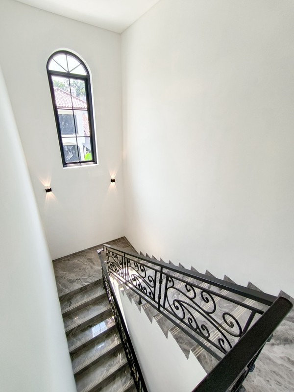 Rumah Mewah ,Ada kolam renang di Bintaro Jaya 9